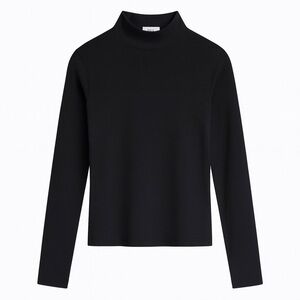NYTT Classic Black Turtleneck